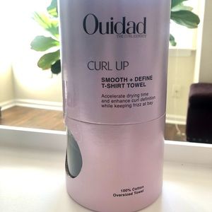 NWT Ouidad Curly hair drying towel